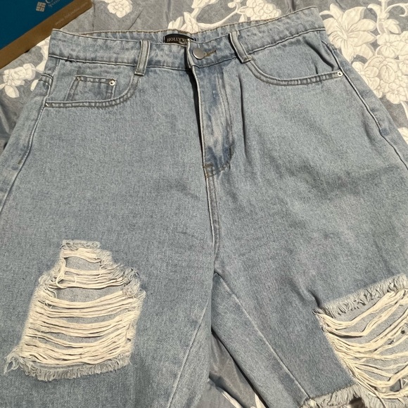 Hollywood boutique Bermuda shorts - Picture 3 of 4